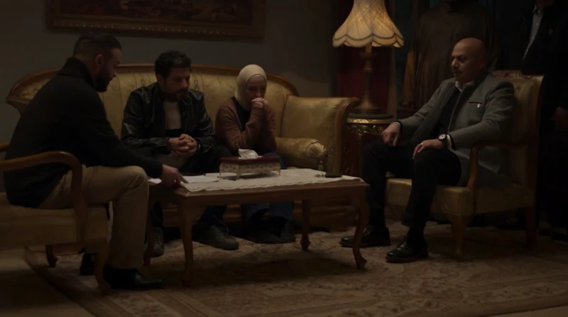 زواج حسن وهند.. ملخص الحلقة 6 من مسلسل ظلم المصطبة شهدت الحلقة السادسة من مسلسل ظلم المصطبة بطولة الفنانين إياد نصار وفتحي عبدالوهاب والفنانة ريهام عبدالغفور أحداثا مثيرة.هروب حسن 