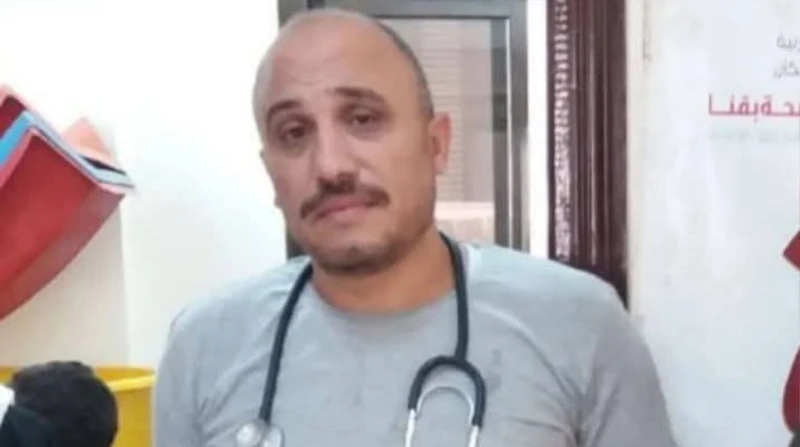 طعنات وعلاقة غير شرعية.. قرار جديد بشأن المتهم بقتل مفتش صحة بفرشوط أدلى المتهم بقتل مفتش الصحة بإدارة فرشوط الصحية بمحافظة قنا، باعترافاته أمام جهات التحقيق، معللا سبب ارتكابه الج