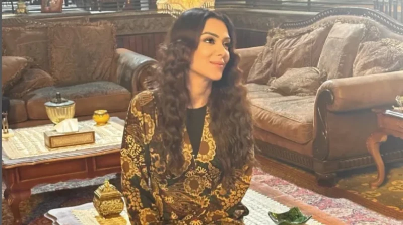 إنجي المقدم تودع شخصية فتحية في سيد الناس كشفت الفنانة إنجي المقدم عن انتهاء تصوير مشاهدها بالكامل في مسلسل سيد الناس، الذي يعرض خلال النصف الثاني من شهر رمضان 2025. وأعلنت ذلك عبر