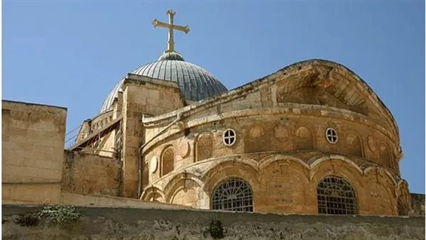 اندلاع ح ري ق هائل بالقرب من كنيسة القيامة في القدس اندلع منذ قليل مساء اليوم الجمعة حريق هائل بالقرب من كنيسة القيامة بالبلدة القديمة في القدس المحتلة. حريق هائل بالقرب من كنيسة ا