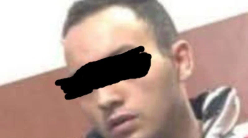 حبس المتهم بابتزاز سيدات بورسعيد 4 أيام على ذمة التحقيقات قررت جهات التحقيق بمحافظة بورسعيد، حبس المتهم م ص ع ا، لمدة 4 أيام على ذمة التحقيقات، في