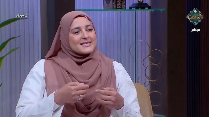 وسام الخولي.. القايمة تحفظ حقوق المرأة في حال الطلاق أو الوفاة علقت وسام الخولي، أمينة الفتوى بدار الإفتاء المصرية، على الجدل الذي أثير عبر مواقع التواصل الاجتماعي بعد تداول منشور