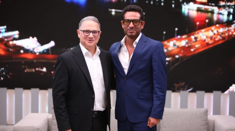 الليلة.. عمرو سعد ضيف شريف عامر على شاشة مصر يستضيف الإعلامي شريف عامر في برنامجه يحدث في مصر، الذي يعرض على قناة مصر، الفنان عمرو سعد، بعد النجاح