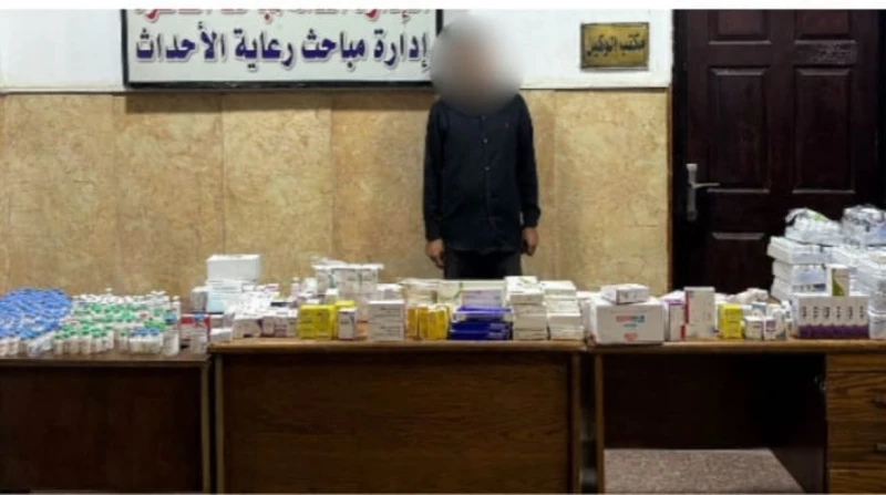ضبط شخص لاتجاره في الأدوية المهربة جمركيا بمنطقة الوايلي تمكن رجال المباحث بالقاهرة، من ضبط شخص لقيامه بإدارة مخزن خاص بإحدى الصيدليات بمنطقة الوايلي، للاتجار في الأدوية المهربة جم