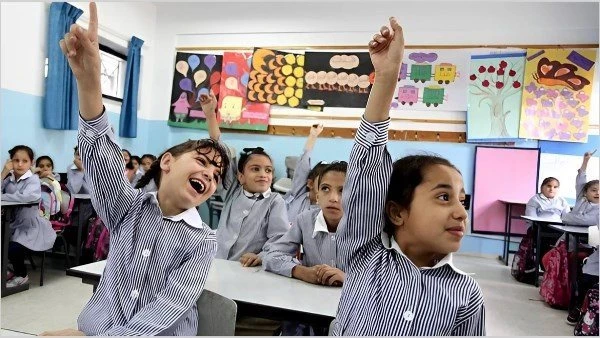 وزارة التعليم تصدر قرار وتشدد على ضرورة تنفيذه من قبل المدارس وبشكل فوري.. اعرف اية اللي هيحصل في مدرسة ابنك قررت وزارة التعليم أن يكون هناك لقاءات