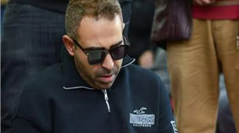 محمد عدوية عن والده: حاجات كتير أفتقدتها بعدك يا أستاذي استعاد الفنان محمد عدوية، ذكرى رحيل والده الفنان أحمد عدوية، من خلال نشره رسالة مؤثرة، اليوم الثلاثاء.وقال عدوية عبر حسابه ا