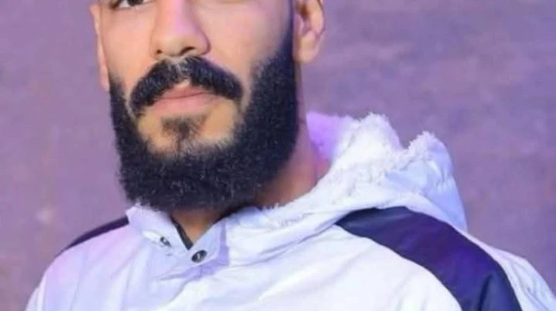 أسطوانة بوتاجاز تودي بحياة ضحية خلافات الجيرة وأشقاؤه يطالبون بالقصاص طالب أشقاء محمد عبد النعيم ضحية مشاجرة الجيرة التي أسفرت عن مقتله بثلاثة طعنات