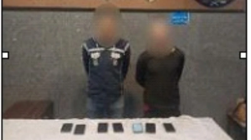 سقوط عاطلين تخصصا في سرقة موتوسيكلات وموبايلات بالخليفة والمطرية تمكنت الأجهزة الأمنية بمديرية أمن القاهرة، اليوم الأحد، من ضبط عاطلين لسرقتهما الدراجات النارية والهواتف المحمولة ب