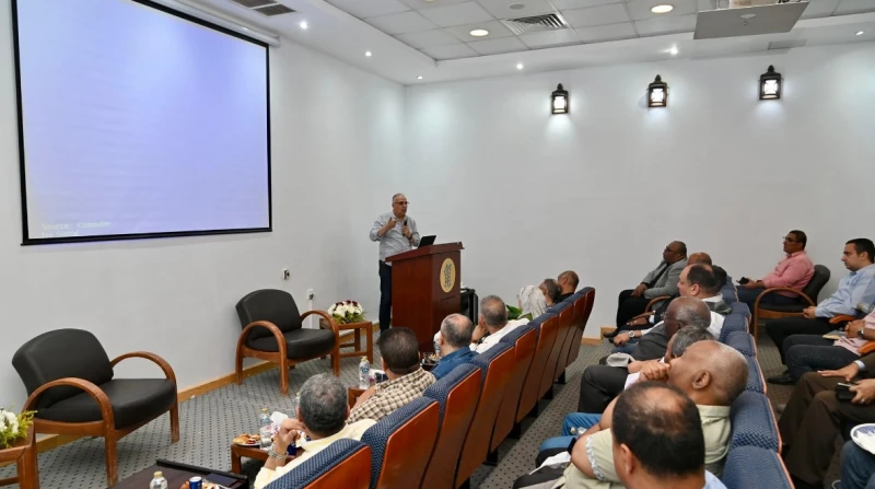 وزير الري: السد العالي أعظم مشروع هندسي في القرن العشرين أكد وزير الري والموارد المائية هاني سويلم، حرص الوزارة على متابعة منظومة السد العالي وخزان أسوان ومتابعة أعمال رصد المناسيب