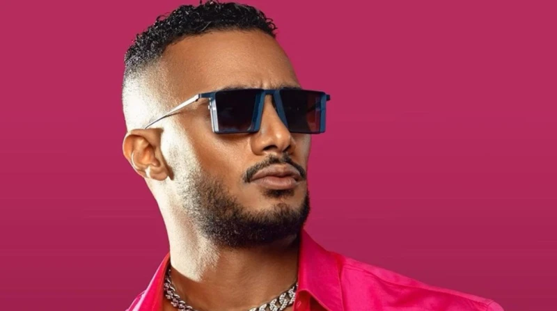 ثقة في الله نجاح.. محمد رمضان ينشر فيديو من كواليس أسد احتفل فريق عمل فيلم أسد، بعيد ميلاد الفنان محمد رمضان، داخل لوكيشن التصوير، مساء أمس، في أجواء