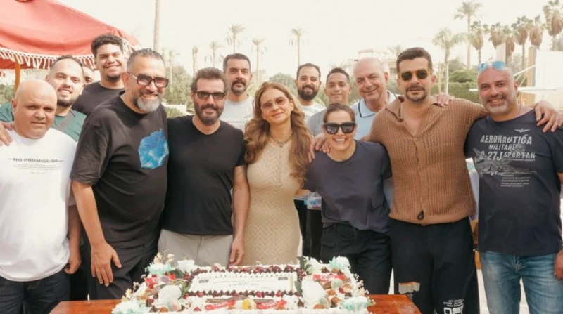 انطلاق تصوير فيلم بروفة فرح بطولة نيللي كريم وشريف سلامة في أجواء مبهجة، احتفلت الفنانة نيللي كريم، والفنان شريف سلامة، بانطلاق تصوير فيلمهما الجديد