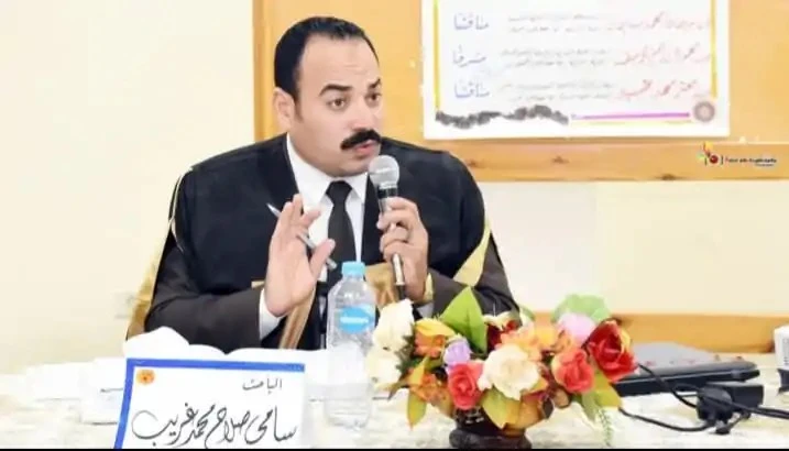 حين تطعن الثقة.. استشاري نفسي يوضح آثار الخيانة التي لا تشفى الخيانة الزوجية ليست مجرد خطأ عابر، بل تمثل شرخا عميقا في جدار الثقة يصعب إصلاحه، وهي