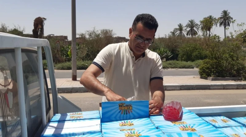 تموين الأقصر يضبط 9 آلاف قطعة شوكولاته ومثلجات مجهولة المصدر شنت مديرية التموين بالأقصر حملة مكبرة على بندر ومركز الأقصر، اليوم الخميس، في إطار توجيهات محافظ الأقصر، عبدالمطلب عمار