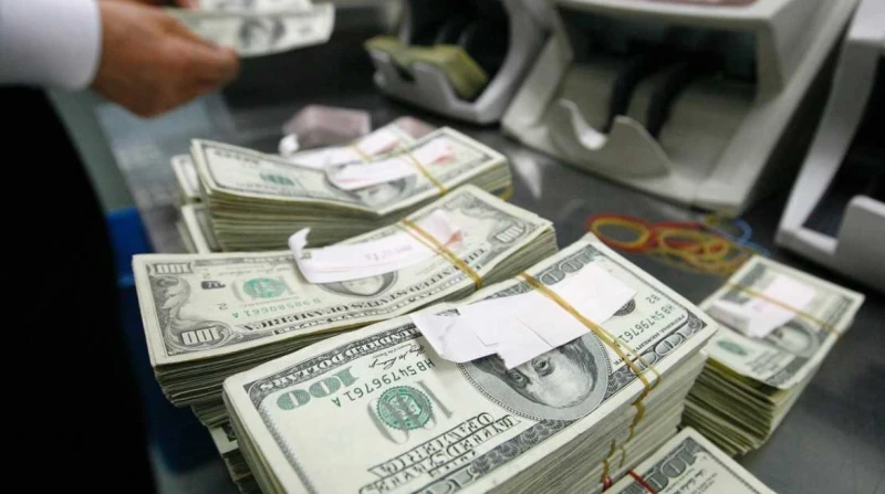 متى تصرف مصر الشريحة الخامسة لصندوق النقد الدولي؟ بدأ صندوق النقد الدولي، مراجعة جديدة لبرنامجه التمويلي مع مصر، تمهيدا لصرف الشريحة الخامسة البالغة نحو 1.3 مليار دولار، ضمن حزمة د