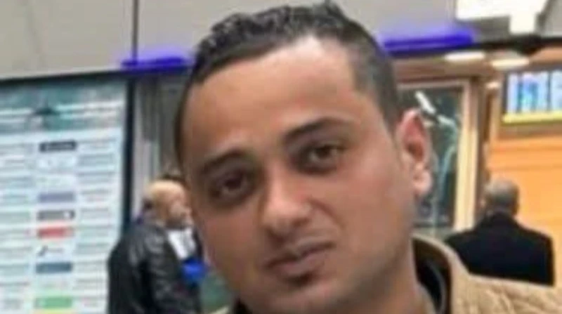 اضطرابات حادة في التنفس.. تفاصيل وفاة شاب بالصف سادت حالة من الحزن والأسى بين أهالي قرية عرب الحصار التابعة لمركز الصف بمحافظة الجيزة، عقب وفاة شاب، لقي مصرعه متأثرا بإصابته في حاد