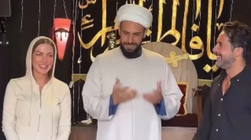 حسين مقدم وإيمان نور الدين.. طلاق مثير للجدل والضحك أثار الفنان اللبناني حسين مقدم وزوجته البلوجر إيمان نور الدين، الجدل خلال الساعات الماضية بسبب طريقة إعلانهما عن انفصالهما. ونشر