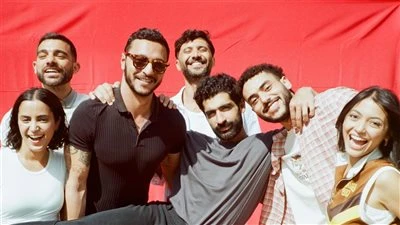 جد جدبد.. مسلسل سعودي مصري شبابي يجمع لأول مرة أماوري وسوسن بدر بدأت شركة ريد كيرتنز مؤخرا تصوير أولى مشاهد المسلسل السعودي المصري الجديد جد جديد، وهو عمل درامي شبابي مشترك من إخرا