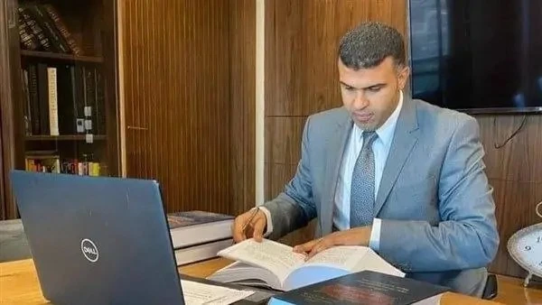 الزمالك يعلن مقاضاة شركة كينج توت بجانب اتصالات بسبب إعلان الأهلي.. خاص تقدم نادي الزمالك ببلاغ للنائب العام، ضد شركة كينج توت برئاسة محمد حمدالله