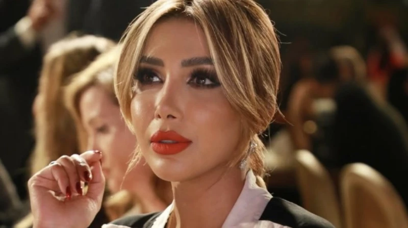 رحيل والدة المطربة اليمنية أروى بعد تدهور حالتها الصحية غيب الموت والدة المغنية اليمنية أروى بعد صراع مع المرض، حيث قضت الأسابيع الأخيرة من حياتها في حالة صحية سيئة داخل أحد المستش