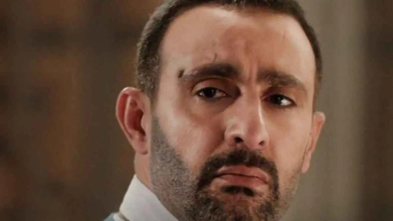 ناقد فني شهير: أحمد السقا فقد توازنه النفسي افاق عربية - نشر الناقد الفني طارق الشناوي عبر حسابه الخاص على فيسبوك رسالة نارية وجهها للفنان أحمد السقا بعد حلقة الإعلامية بسمة وهبة ا