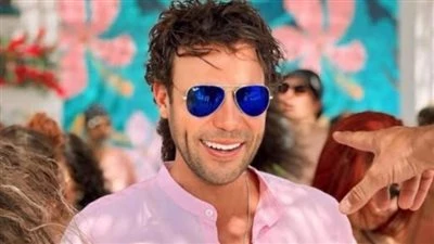 محمد إمام عن تعاونه مع انتصار في فيلم صقر وكناريا: مستمتع وهتشوفوا حاجة جديدة في أجواء من الحماس والترقب عبر الفنان محمد إمام عن سعادته الكبيرة بتعاونه مع الفنانة انتصار في فيلمه ا