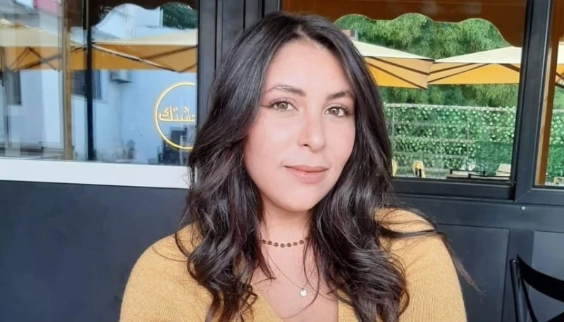 وفاة الفنانة التونسية عبير الجبالي تثير الجدل افاق عربية - شهد الوسط الفني التونسي صدمة كبيرة إثر وفاة الممثلة الشابة عبير الجبالي، التي عثر عليها مؤخرا، داخل منزل أحد أقاربها بمنط