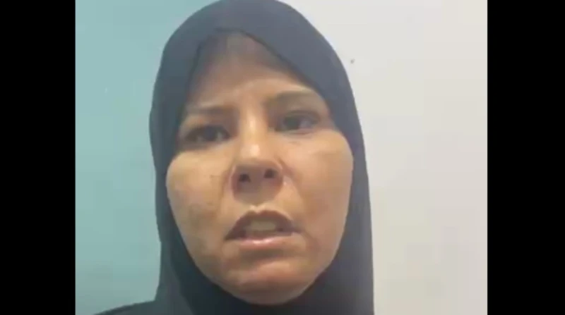 مرحمش ابني.. والدة ضحية كرداسة تكشف تفاصيل صادمة في غدر الجاني شهدت منطقة كرداسة بمحافظة الجيزة واقعة مأساوية وبشعة، عقب إقبال شاب على إنهاء حياة آخر، إثر خلافات بينهما تصاعدت إلى 