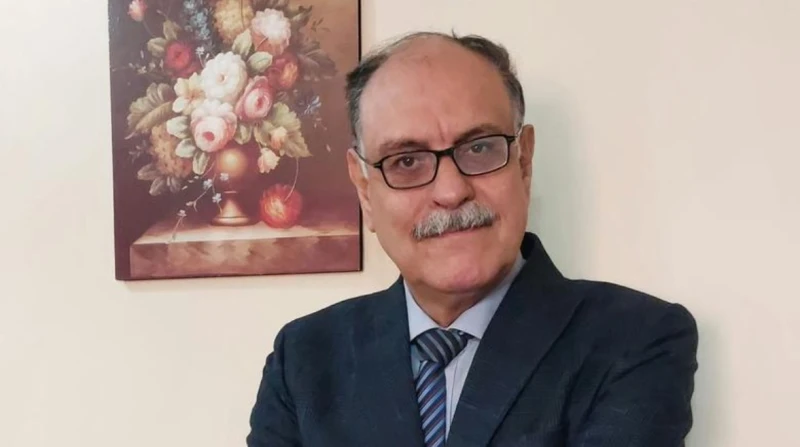 هشام منصور يعلن وفاة شقيقته: أرجو الدعاء لها أعلن الفنان هشام منصور وفاة شقيقته، لكنه لم يحدد موعد أو مكان الجنازة، وطلب من محبيه الدعاء لها بالرحمة