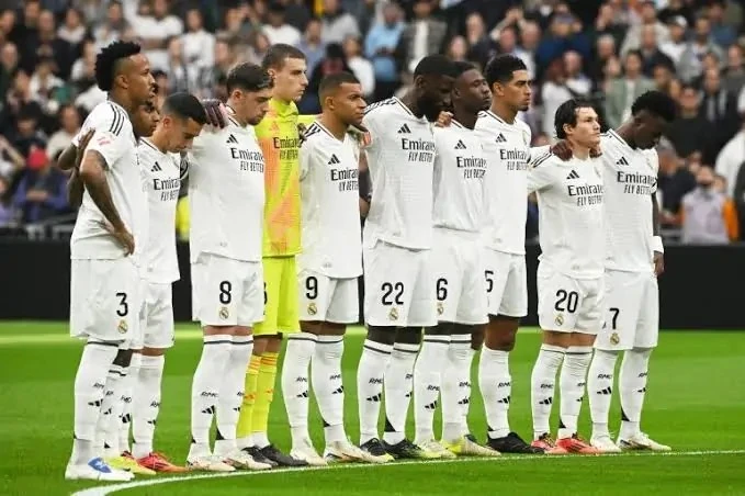 التشكيل المتوقع والقنوات الناقلة لمباراة ريال مدريد ضد ريال سوسيداد في الدوري الإسباني الممتاز يلتقي اليوم، فريق ريال مدريد ضد ريال سوسيداد، في إطار مباريات الجولة 38، من منافسات ب