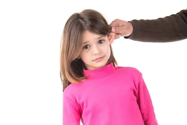 أستاذة علم اجتماع: التربية الزائدة تضعف شخصية الأبناء.. والمراهقة مرحلة فطام نفسي ضرورية أكدت الدكتورة سهير صفوت، أستاذ ورئيس قسم الفلسفة وعلم