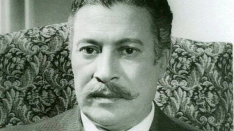 عماد حمدي مسيرة من الفقر في آخر حياته افاق عربية - تلك الرحلة الفنية الإنسانية، دونها عماد حمدي قبل رحيله في مذكرات، كتبتها الصحافية والناقدة