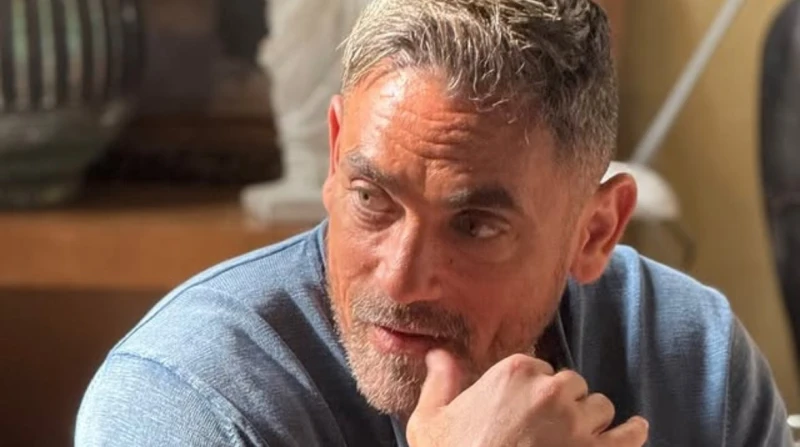 بعد غياب رمضان.. أمير كرارة يفاجئ جمهوره بجريمة غامضة وفيلم جديد بعد غيابه عن موسم دراما رمضان 2025، يستعد النجم أمير كرارة للعودة بقوة عبر مشاركته في أكثر من عمل فني جديد خلال الف