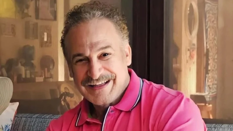 الإفراج عن المخرج عمر زهران في قضية سرقة مجوهرات شاليمار الشربتلي.. تطورات جديدة وطعن أمام النقض أفرجت السلطات المصرية عن المخرج عمر زهران بعد قضائه نصف مدة العقوبة الصادرة بحقه في