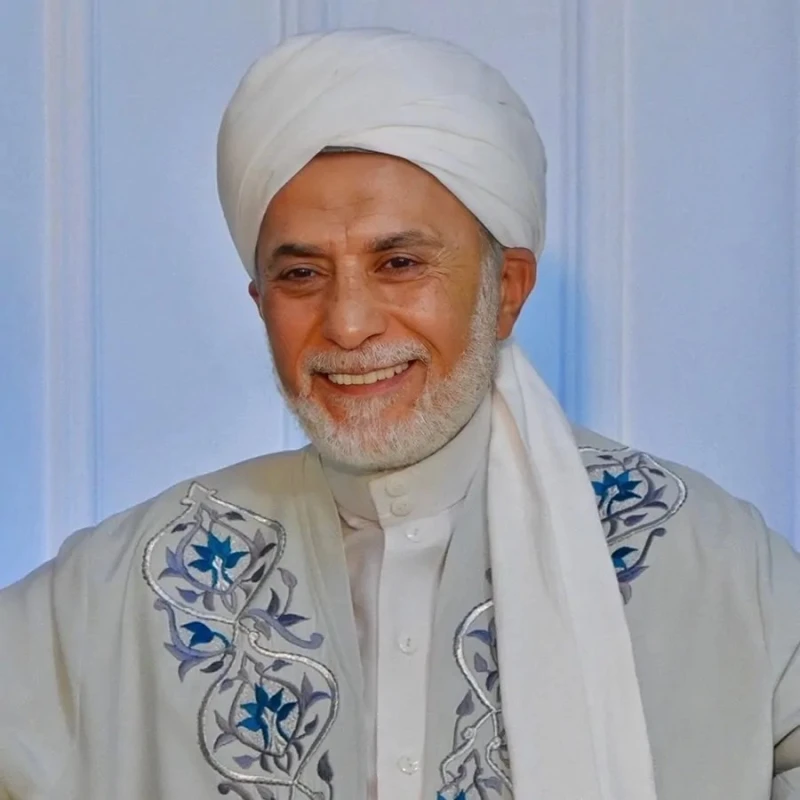 الدكتور يسري جبر يكشف أسرار ملابس الإحرام.. ما المسموح والممنوع؟ أكد الدكتور يسري جبر، عالم في الأزهر الشريف، أن الحديث النبوي الشريف الذي يوضح ملابس الإحرام هو من الأحاديث الجامعة