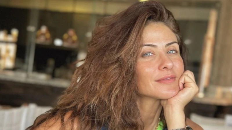 أمثل الكوميديا وأبكي.. هيدي كرم تكشف معاناة ابنها مع المرض كشفت الفنانة هيدي كرم عن تفاصيل صادمة تتعلق بالحالة الصحية لنجلها نديم، والتي اكتشفتها تزامنا مع بدء مشاركتها في تصوير في