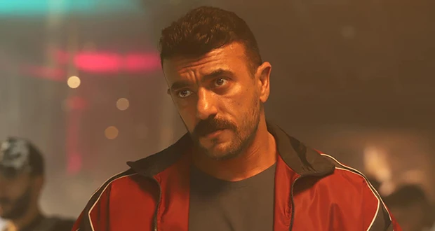 أحمد العوضي ينشر صورة شبيهه: اتخطفت سيكا افاق عربية - أثار الفنان المصري أحمد العوضي تفاعلا واسعا عبر مواقع التواصل الاجتماعي، بعد أن نشر صورة لشاب