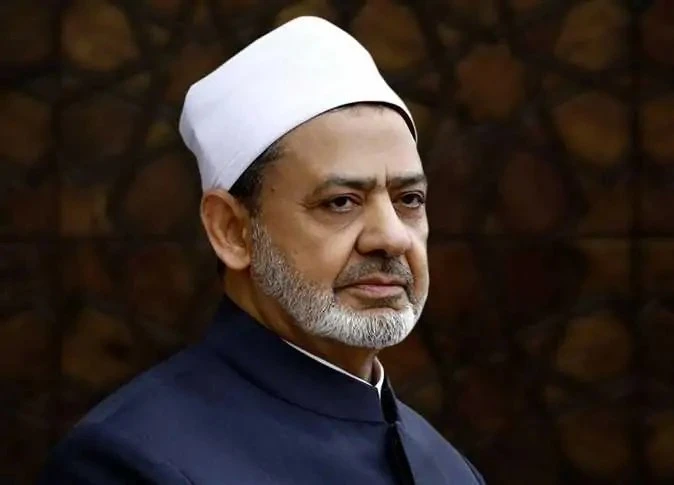 شيخ الأزهر: الإعلام العربي مسؤول عن إبراز قضية فلسطين أكد الدكتور أحمد الطيب شيخ الأزهر الشريف، أن القضية الفلسطينية وقضية شعب غزة وضعت على عاتق الإعلام العربي لإبراز صمود هذا الشع