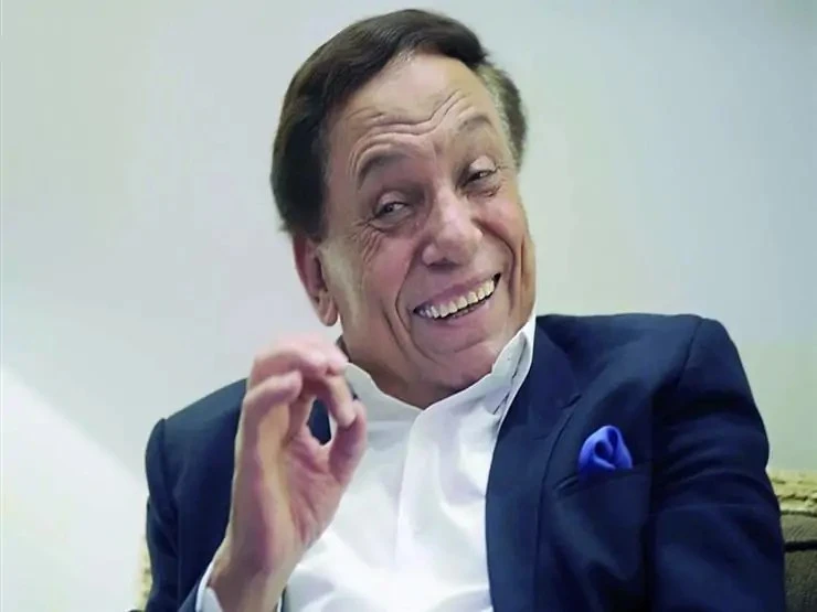 مصادر مقربة من عادل إمام تكشف لافاق عربية حقيقة الصورة المتداولة ل الزعيم داخل أحد المستشفيات كشفت مصادر مقربة من أسرة الزعيم عادل إمام، حقيقة الصورة