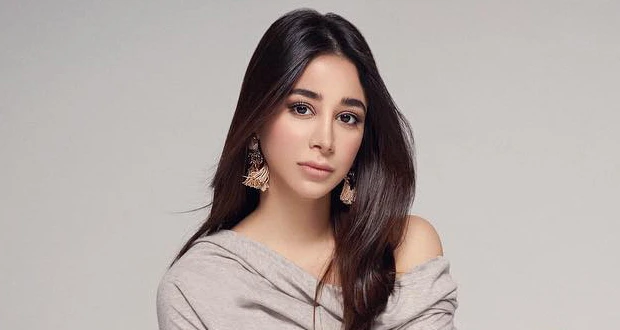 تصريحات جريئة من أسيل عمران عن الزواج والإنجاب افاق عربية - تحدثت الفنانة السعودية أسيل عمران بصراحة وثقة عن مواقفها من الزواج والإنجاب والشهرة خلال استضافتها في برنامج كلام نواعم،