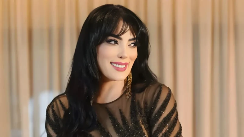 لقاء حورية فرغلي ونزار الفارس يكشف الأسرار في إحدى الحلقات المميزة، استضاف الإعلامي العراقي نزار الفارس الفنانة المصرية حورية فرغلي، رغم التوتر الذي حدث بينهما قبل نحو عام، والذي ت