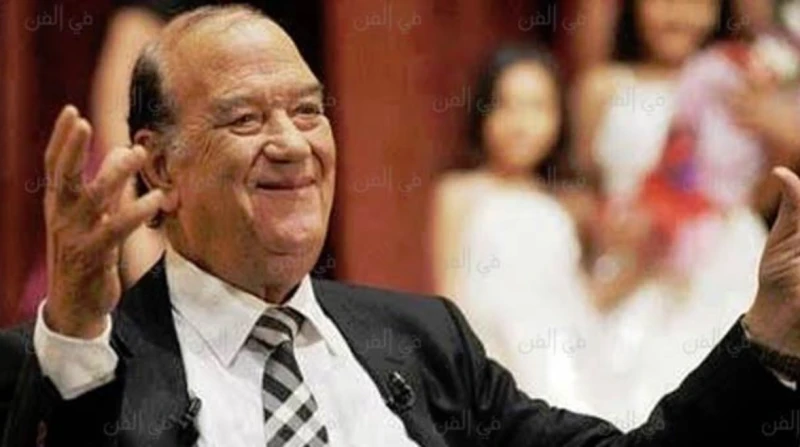 الذكرى الخامسة لرحيل حسن حسني.. إفيهات لا تنسى يعتبر الفنان الراحل حسن حسني أحد أبرز نجوم الكوميديا في تاريخ السينما المصرية، حيث يمتلك رصيدا فنيا ضخما تجاوز 515 عملا في المسرح وال