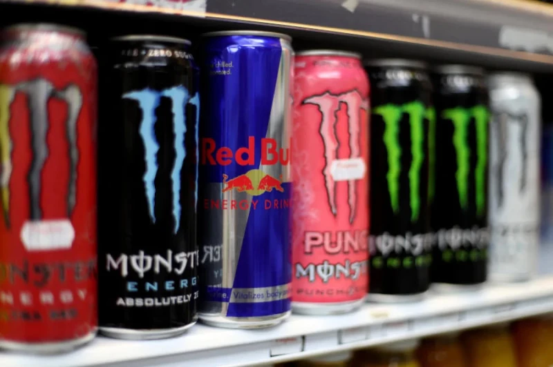 استشارية مناعة: مشروبات الطاقة قنبلة موقوتة تهدد طلاب المدارس والجامعات خلال الامتحانات حذرت الدكتورة نهلة عبد الوهاب، استشاري البكتيريا والمناعة، من خطورة استهلاك مشروبات الطاقة، 