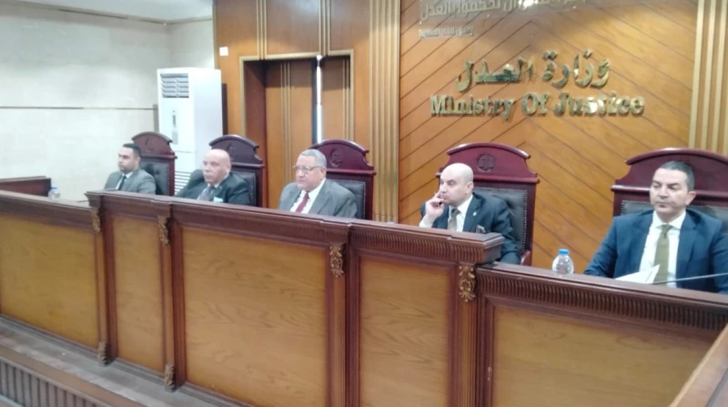 إعدام 3 متهمين لقتلهم زوجين في المنوفية بدافع السرقة قضت محكمة جنايات شبين الكوم، اليوم الأربعاء، بإعدام ثلاثة متهمين لارتكابهم جريمة قتل بشعة راح ضحيتها زوجان في إحدى قرى مركز أشم