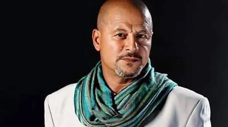 في ذكرى وفاة وائل نور التاسعة.. قصة حب جمعته بأميرة العايدي يعد الفنان الراحل وائل نور من أبرز نجوم الكوميديا الذين برزوا في ستينات القرن العشرين، حيث قدم العديد من الأعمال الفنية