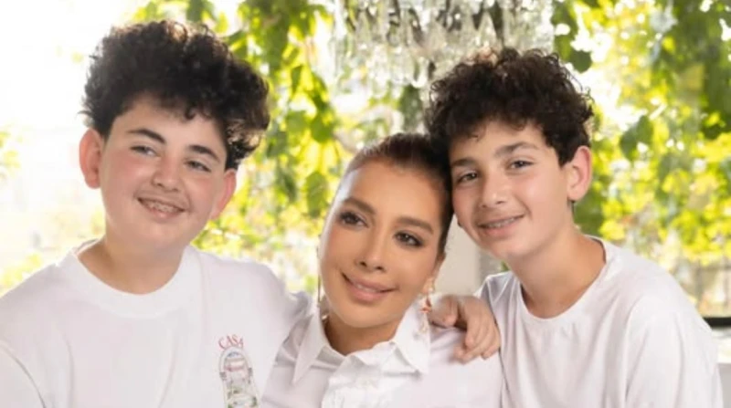 الروح والقلب.. أصالة تحتفل بعيد ميلاد ابنيها التوأم احتفلت المطربة السورية أصالة نصري بعيد ميلاد طفليها التوأم، علي وآدم، حيث أرسلت لهما رسالة مؤثرة تعبر فيها عن حبها العميق وارتبا