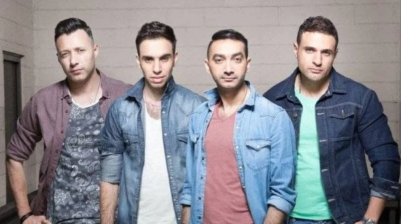 بدون نادر حمدي.. واما تستعد لطرح أحدث أغانيها (فيديو) تستعد فرقة واما الغنائية، لطرح أحدث أغانيها يا قلبي خلال الفترة المقبلة عبر يوتيوب، وجميع منصات التواصل الاجتماعي.ونشر محمد نو