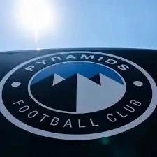 القصة الكاملة لخطاب بيراميدز إلي المحكمة الرياضية الدولية أرسلت المحكمة الرياضية الدولية كاس خطابا رسميا اليوم إلى اتحاد الكرة، تطالب فيه بالرد على استئناف بيراميدز ضد قرارات لجنة 