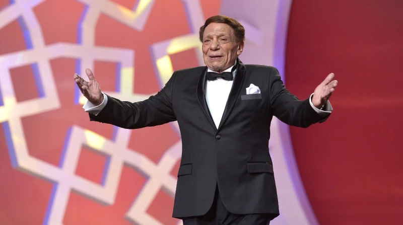 40 سنة صداقة.. محمود سعد ل عادل إمام: يعز عليا إنك ساكت نشرت مجلة روز اليوسف حوارا مع الإعلامي الكبير محمود سعد، أجراه الكاتب الكاتب الكبير محمد هاني؛ كشف فيه سعد، لأول مرة تفاصيل