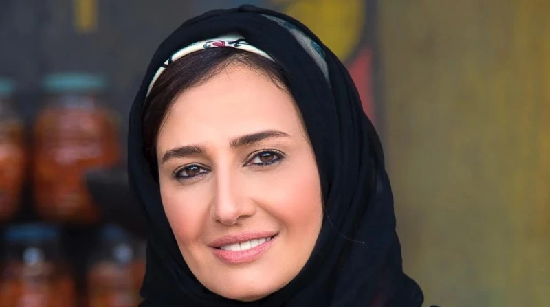 رحلتي مع القرآن.. أول فيديو ل حلا شيحة على قناتها بيوتيوب أعلنت الفنانة حلا شيحة تفاصيل برنامجها الجديد الذي ستقدمه على قناتها الرسمية على يوتيوب، الذي أطلقت عليه اسم رحلتي مع القر