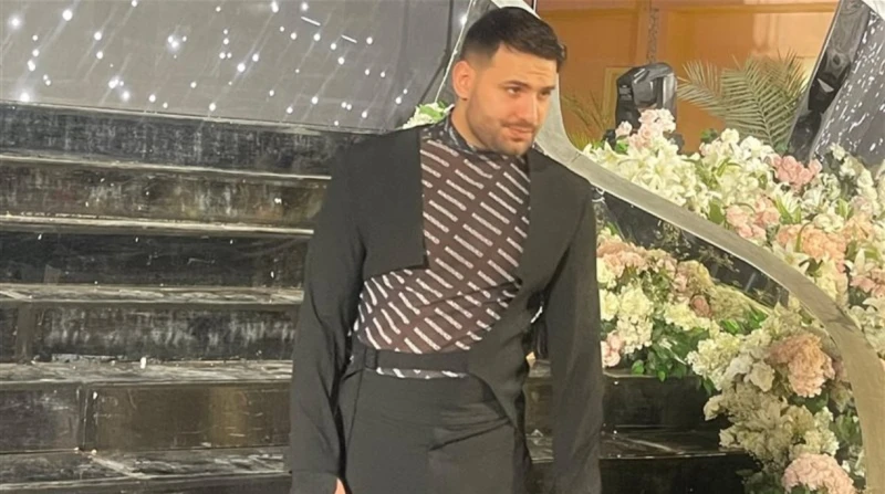 مش كفاية ولا إيه؟.. مسلم يرد للمرة الثانية على منتقدي بدلة زفافه خرج مؤدي المهرجانات، مسلم، ليرد على الانتقادات التي وجهت إليه بسبب إطلالته في حفل زفافه الذي أقيم الثلاثاء الماضي.ر